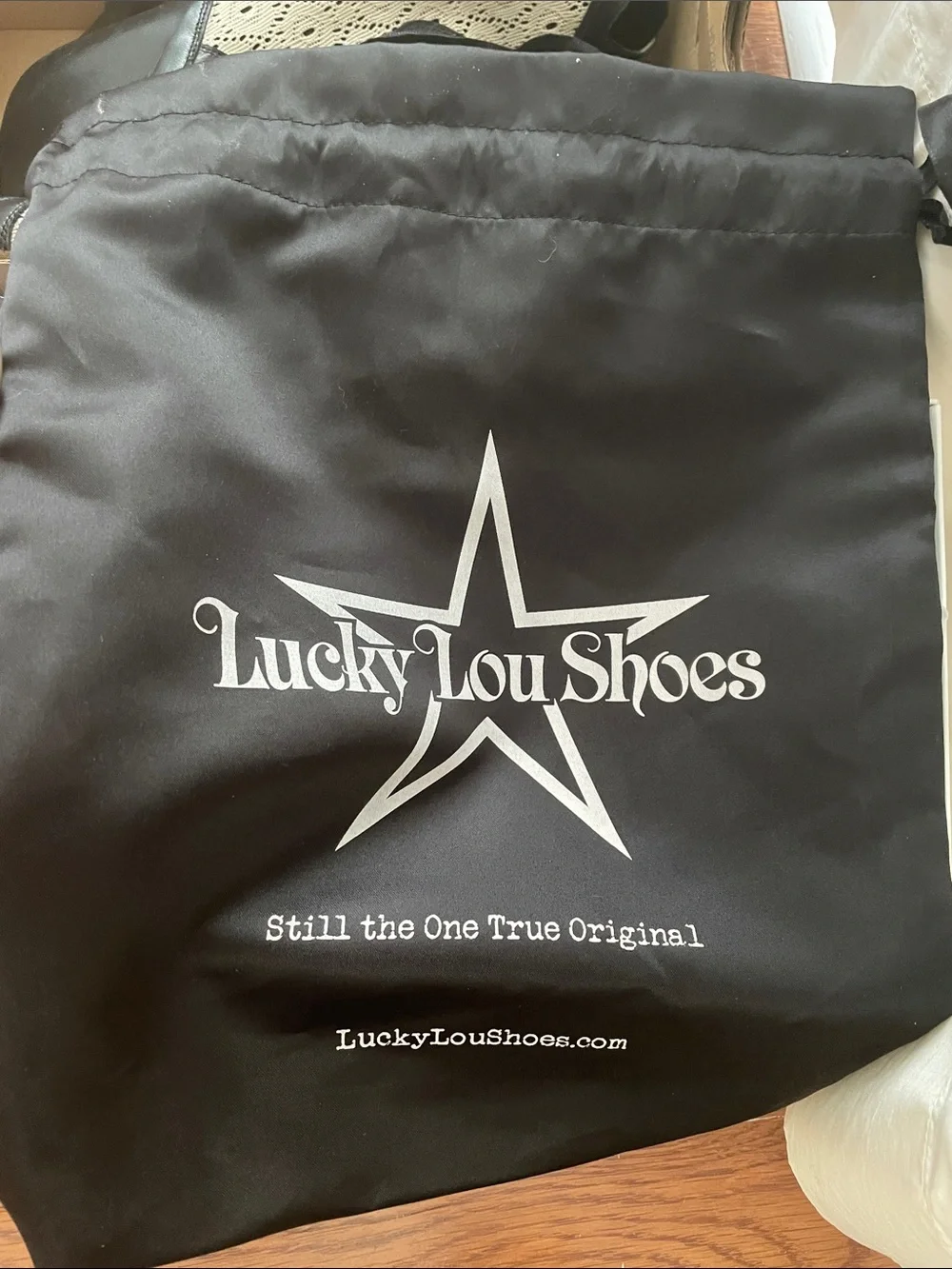 Lucky Lou Shoes reposhing this